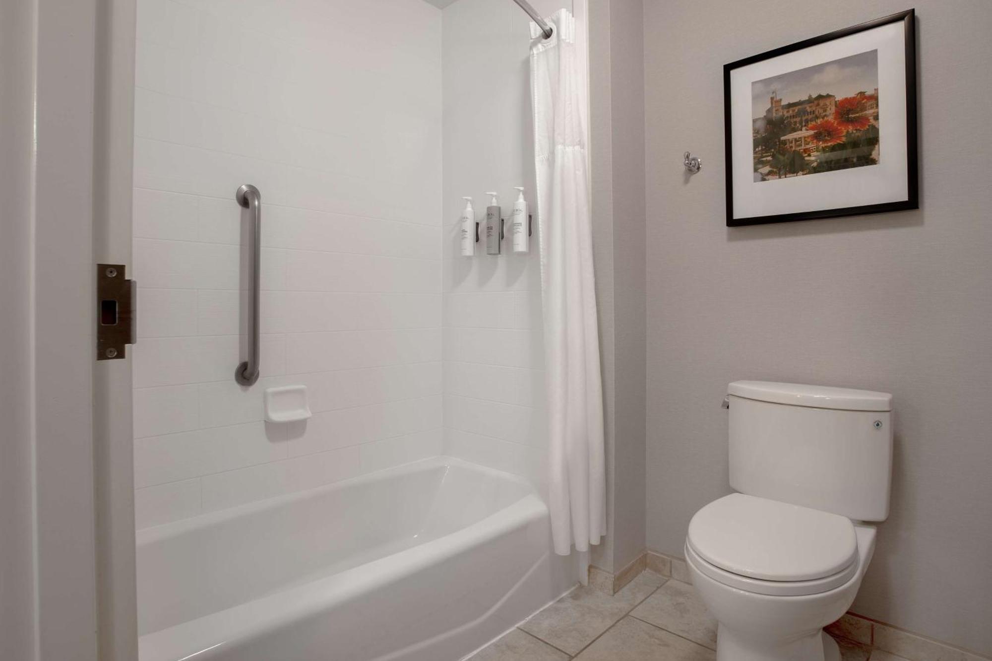 Homewood By Hilton Lackland Afb/seaworld, Tx 3*